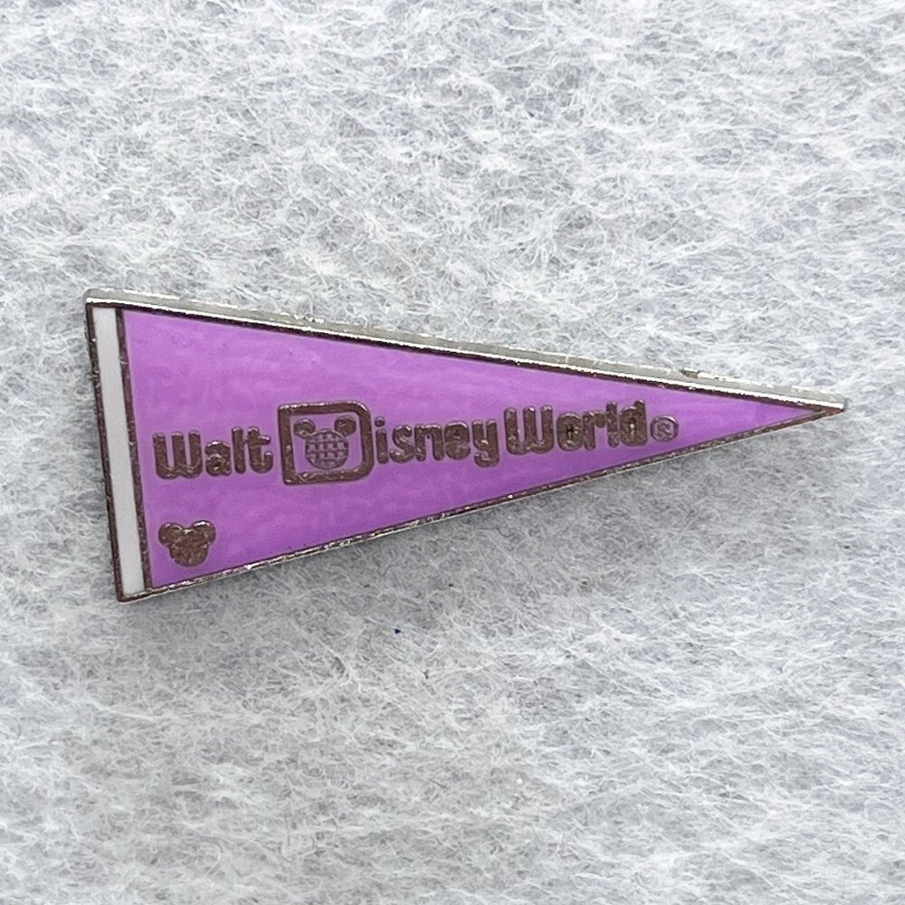 🔮‎ 5/$25 Disney Purple Disney World Flag Pin